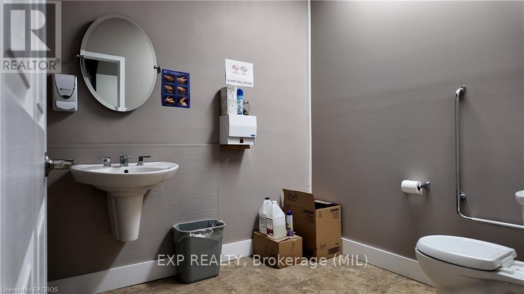 290 10th Street, Hanover, Ontario  N4N 1P2 - Photo 6 - X10846795