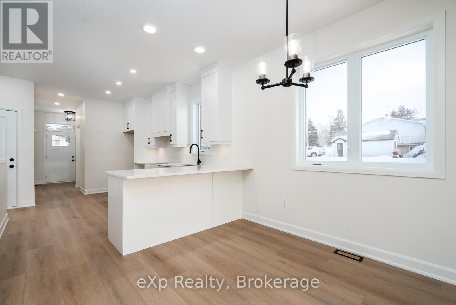 1 - 12 Janet Street S, South Bruce, Ontario  N0G 2S0 - Photo 6 - X10846830