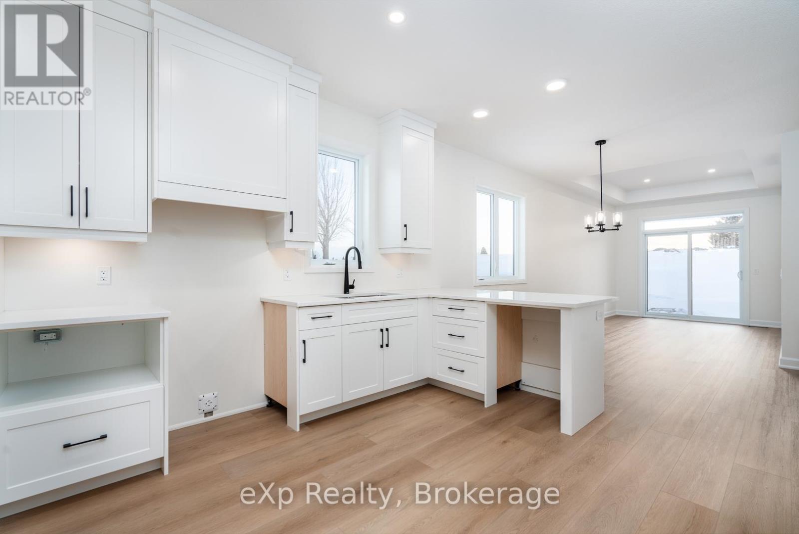 1 - 12 Janet Street S, South Bruce, Ontario  N0G 2S0 - Photo 8 - X10846830