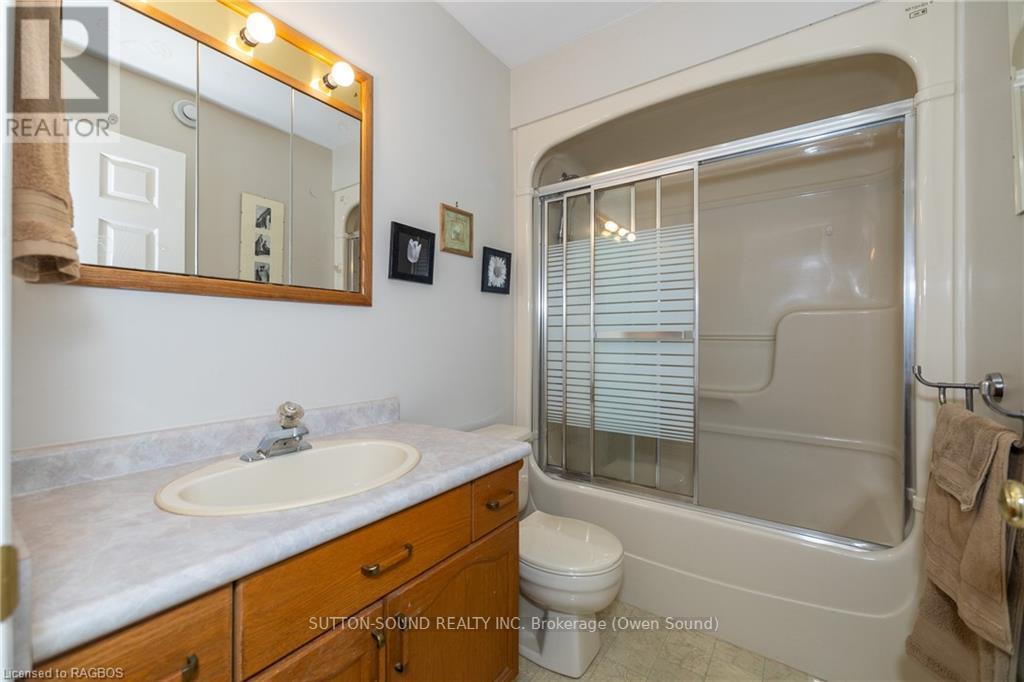 22 Avele Road, South Bruce Peninsula, Ontario  N0H 2T0 - Photo 14 - X10846851