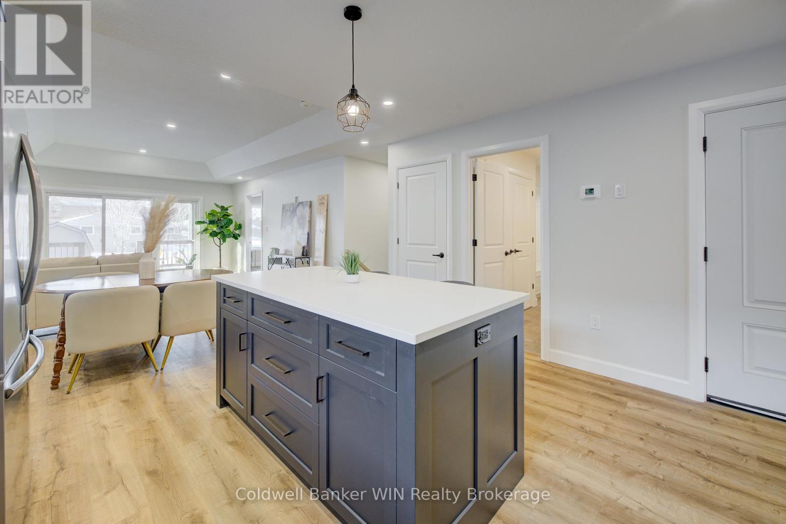 217 Elgin Street, Minto (Palmerston), Ontario  N0G 2P0 - Photo 5 - X10846940