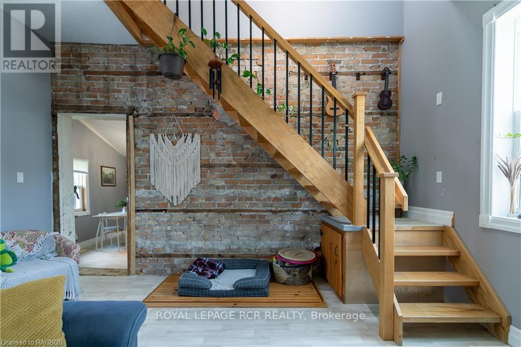 424 Royal Street E, North Perth, Ontario  N4W 2S3 - Photo 17 - X10845881