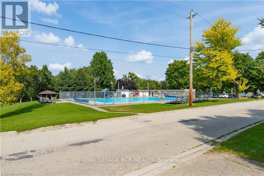 424 Royal Street E, North Perth, Ontario  N4W 2S3 - Photo 28 - X10845881