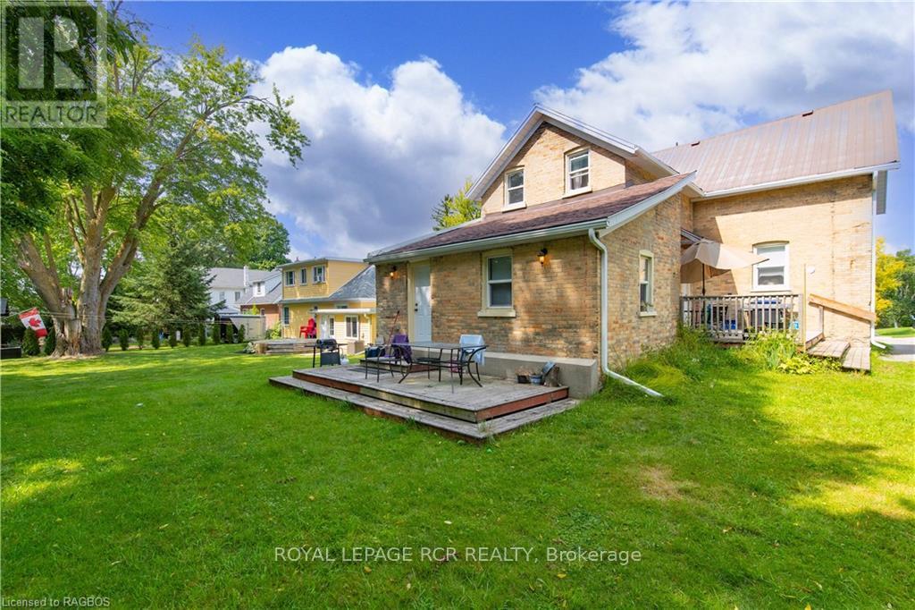 424 Royal Street E, North Perth, Ontario  N4W 2S3 - Photo 5 - X10845881