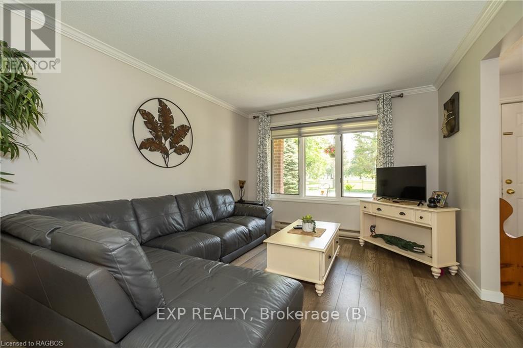 320 1st Street W, Owen Sound, Ontario  N4K 6R4 - Photo 5 - X10847026