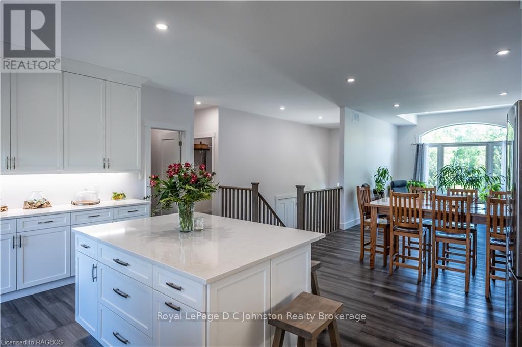 222 Anglesia Street N, Saugeen Shores, Ontario  N0H 2L0 - Photo 13 - X10846978