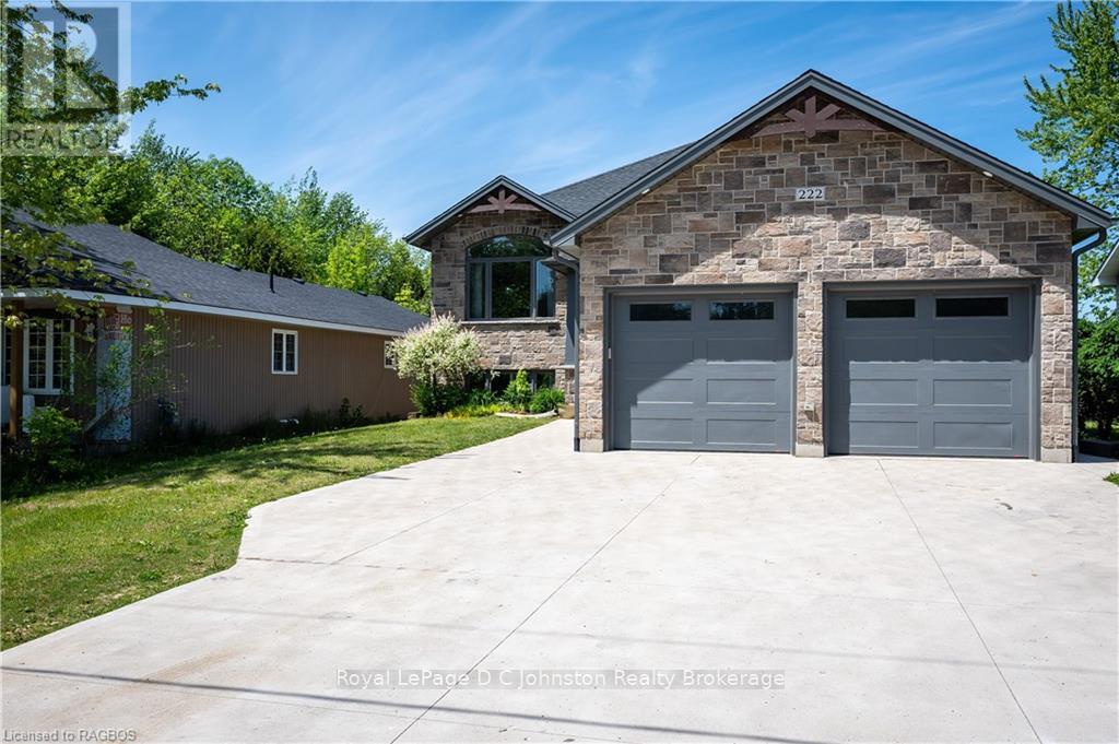 222 Anglesia Street N, Saugeen Shores, Ontario  N0H 2L0 - Photo 2 - X10846978