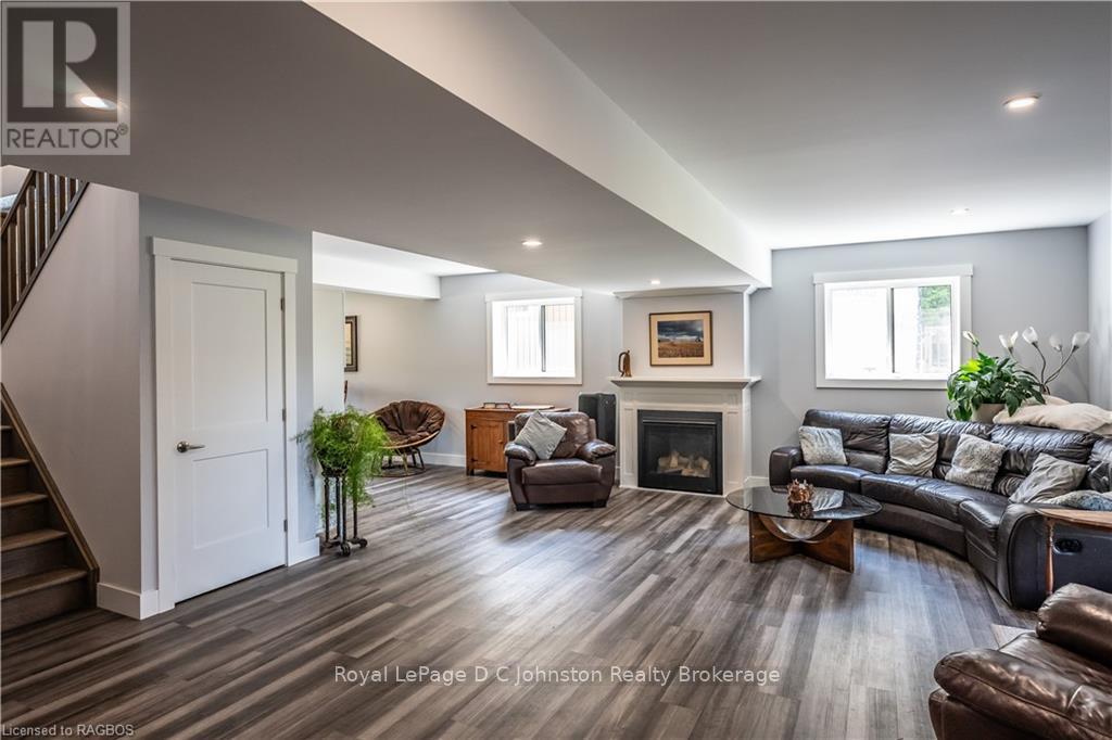 222 Anglesia Street N, Saugeen Shores, Ontario  N0H 2L0 - Photo 27 - X10846978