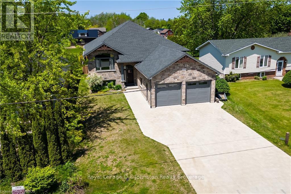 222 Anglesia Street N, Saugeen Shores, Ontario  N0H 2L0 - Photo 38 - X10846978