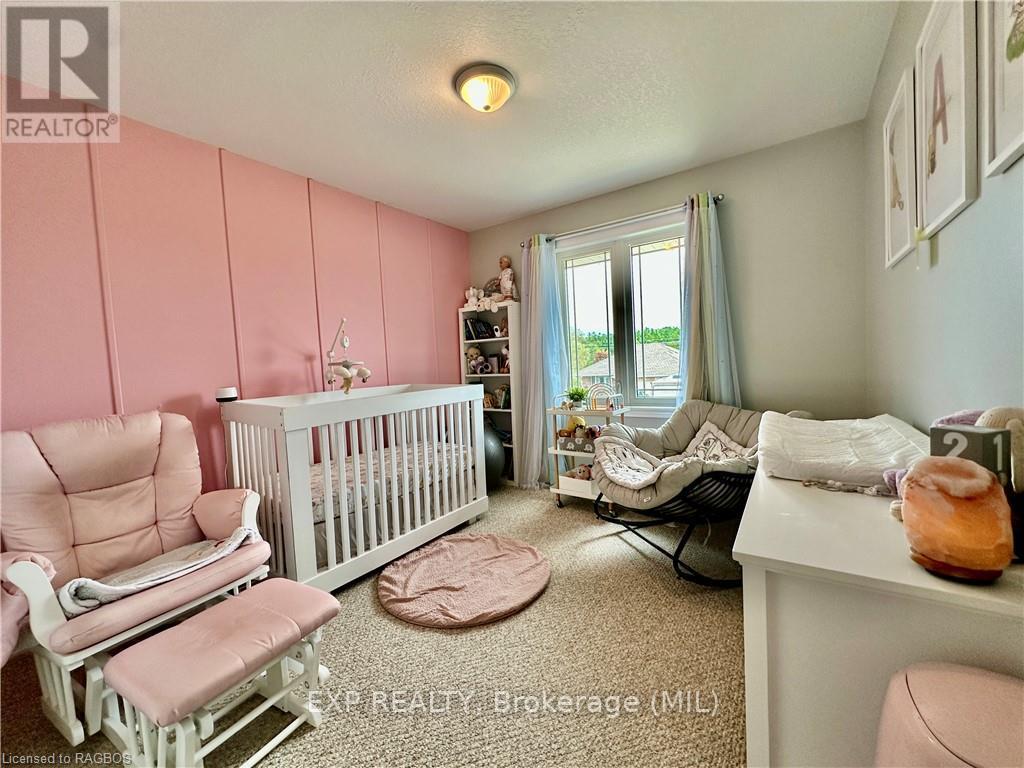 676 23rd Avenue, Hanover, Ontario  N4N 3X4 - Photo 9 - X10847097