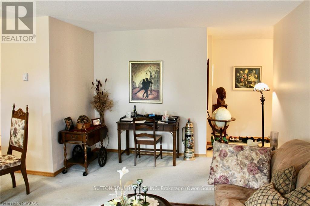 305 - 860 9th Street, Owen Sound, Ontario  N4K 1R2 - Photo 4 - X10847071