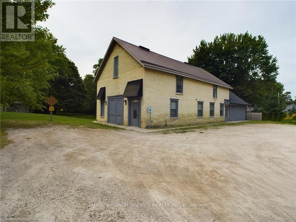 12 Leggett Lane, Kincardine, Ontario  N0G 2T0 - Photo 2 - X10847580