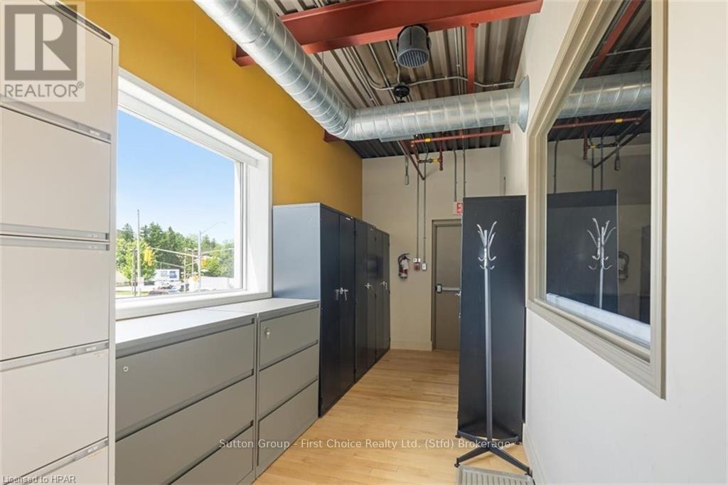 Rear - 107 Erie Street, Stratford, Ontario  N5A 2M5 - Photo 15 - X10782243