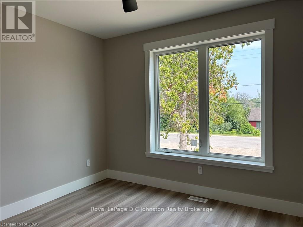 1 - 242 South Rankin Street, Saugeen Shores, Ontario  N0H 2L0 - Photo 4 - X10847055