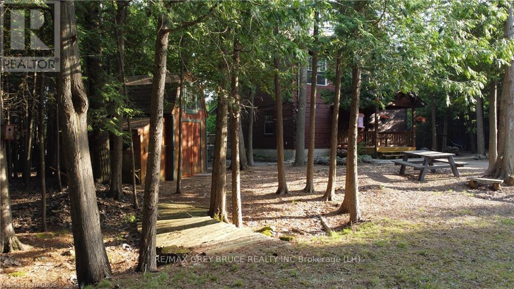 9 Hope Drive, Northern Bruce Peninsula, Ontario  N0H 1Z0 - Photo 18 - X10848021