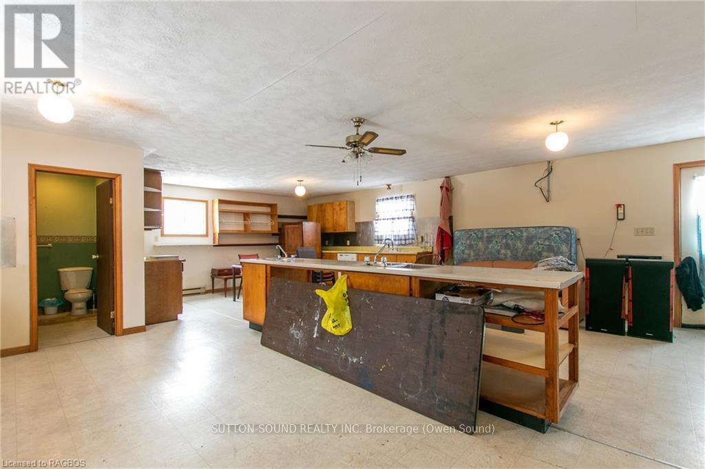 150 Sir Johns Crescent, Georgian Bluffs, Ontario  N0H 2K0 - Photo 37 - X10848085