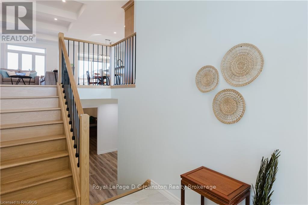 403 Northport Drive, Saugeen Shores, Ontario  N0H 2C8 - Photo 3 - X10847077