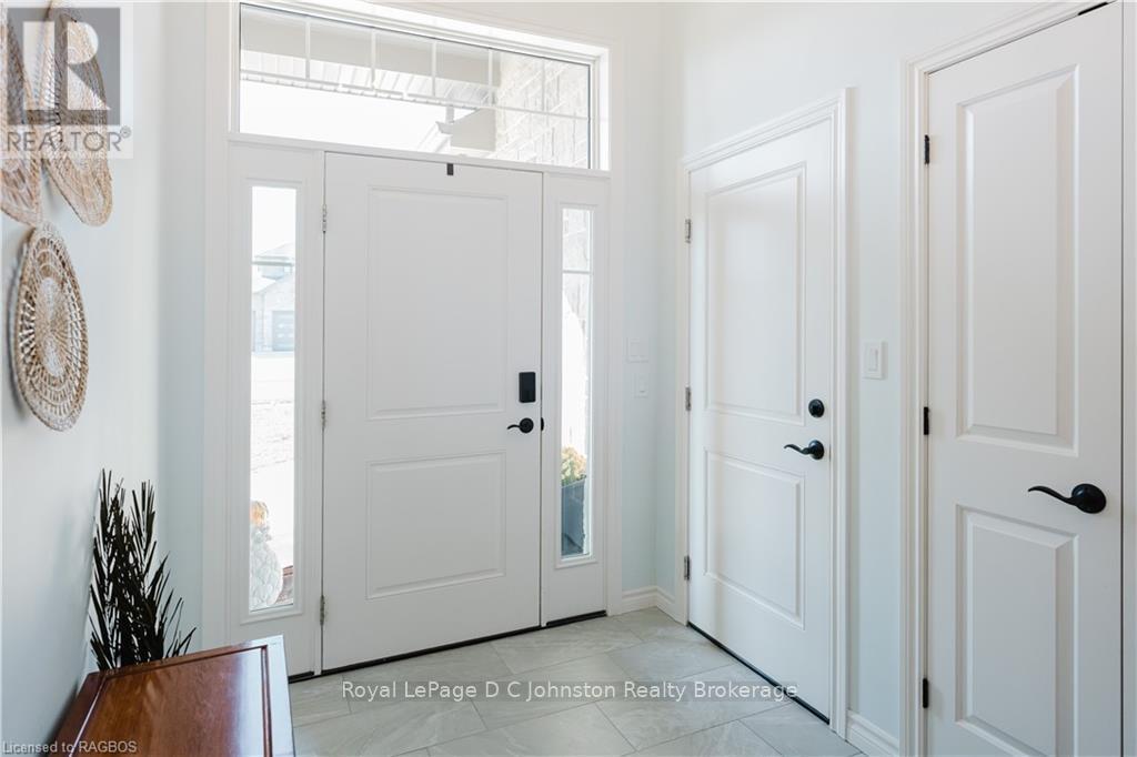 403 Northport Drive, Saugeen Shores, Ontario  N0H 2C8 - Photo 5 - X10847077