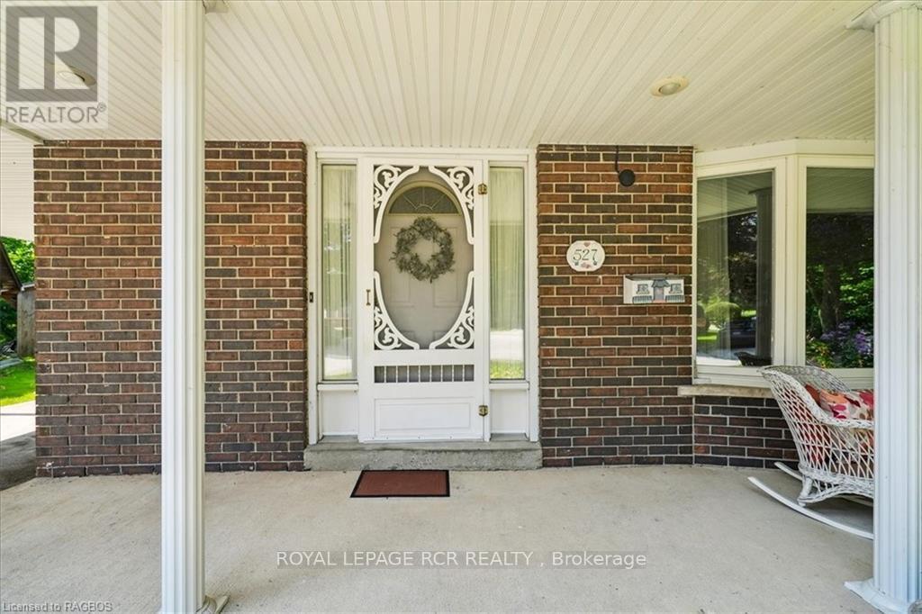 527 5th Street E, Owen Sound, Ontario  N4K 1E2 - Photo 9 - X10847423
