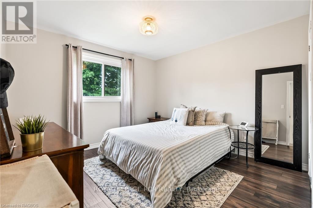 227 12th Avenue, Hanover, Ontario  N4N 2T1 - Photo 15 - X10847833