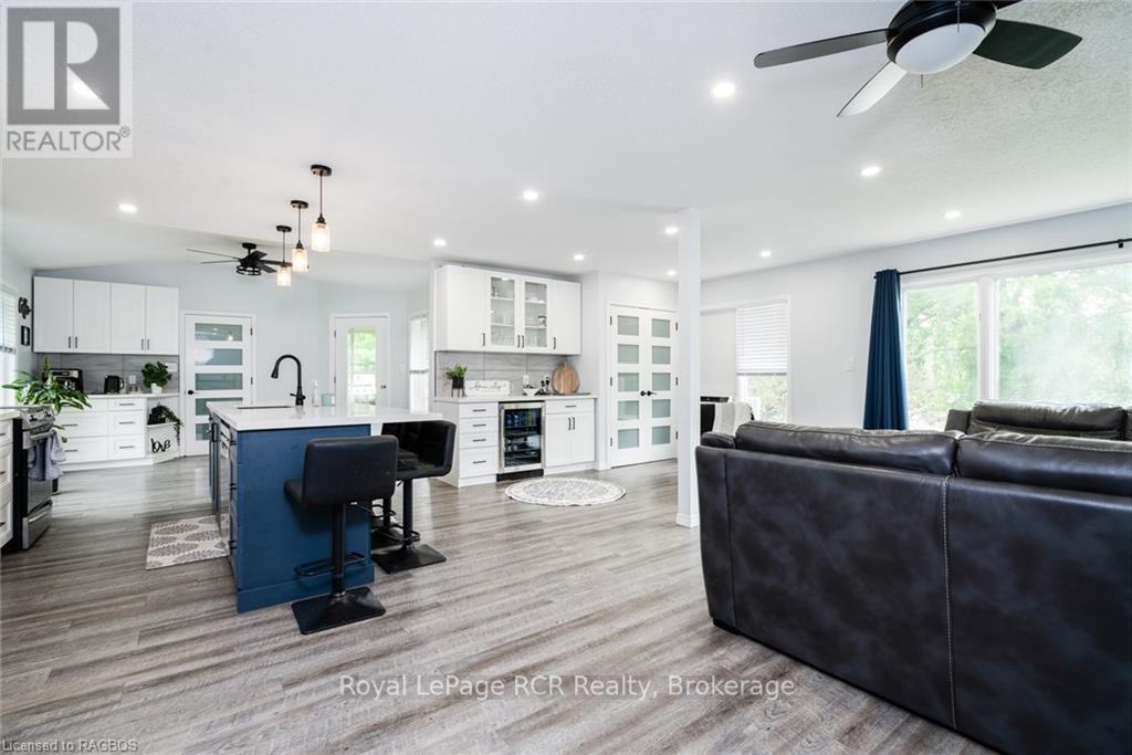 216 Fisher Crescent, West Grey, Ontario  N0G 1C0 - Photo 11 - X10847326