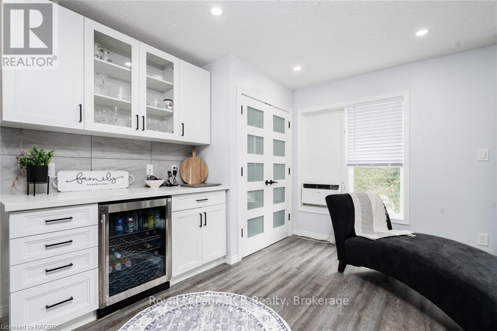 216 Fisher Crescent, West Grey, Ontario  N0G 1C0 - Photo 14 - X10847326