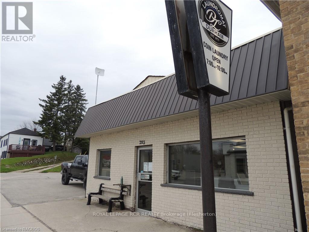 203 Garafraxa Street S, West Grey (Durham), Ontario  N0G 1R0 - Photo 1 - X10848117