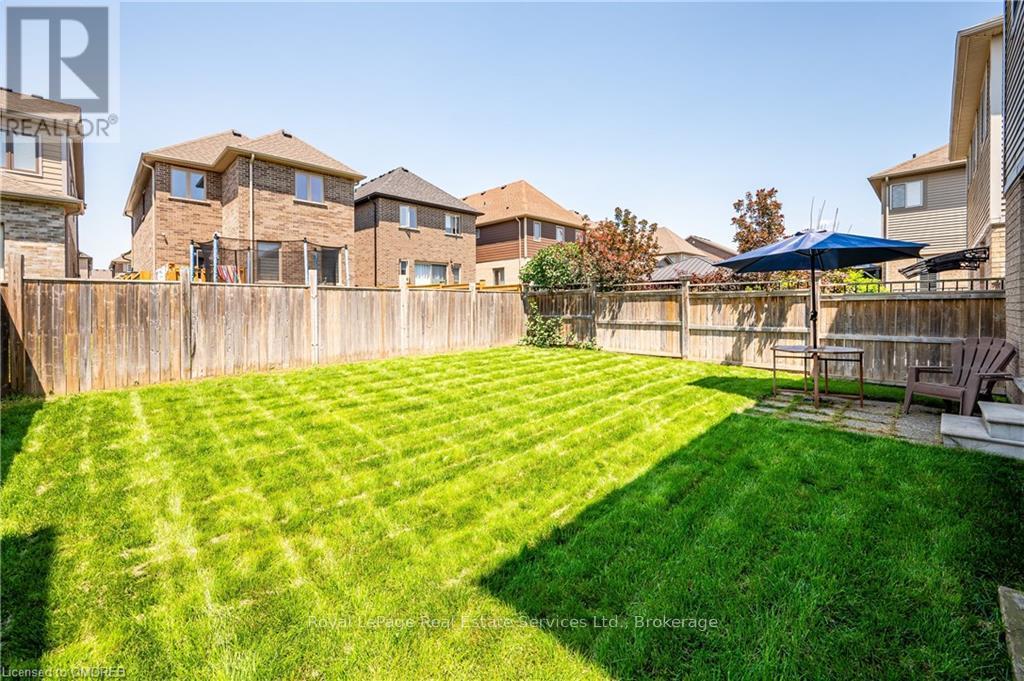 46 Creek Ridge Street, Kitchener, Ontario  N2R 0B6 - Photo 35 - X10443904