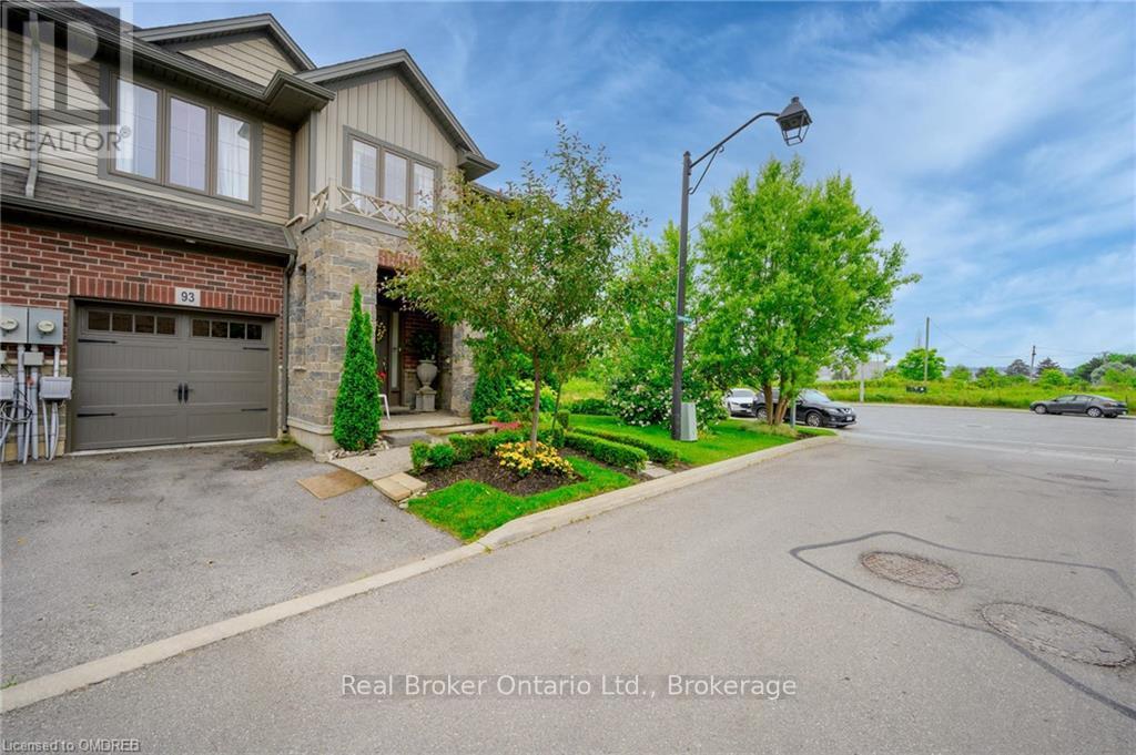 93 Southshore Crescent, Hamilton (Lakeshore), Ontario  L8E 0J3 - Photo 3 - X11880101