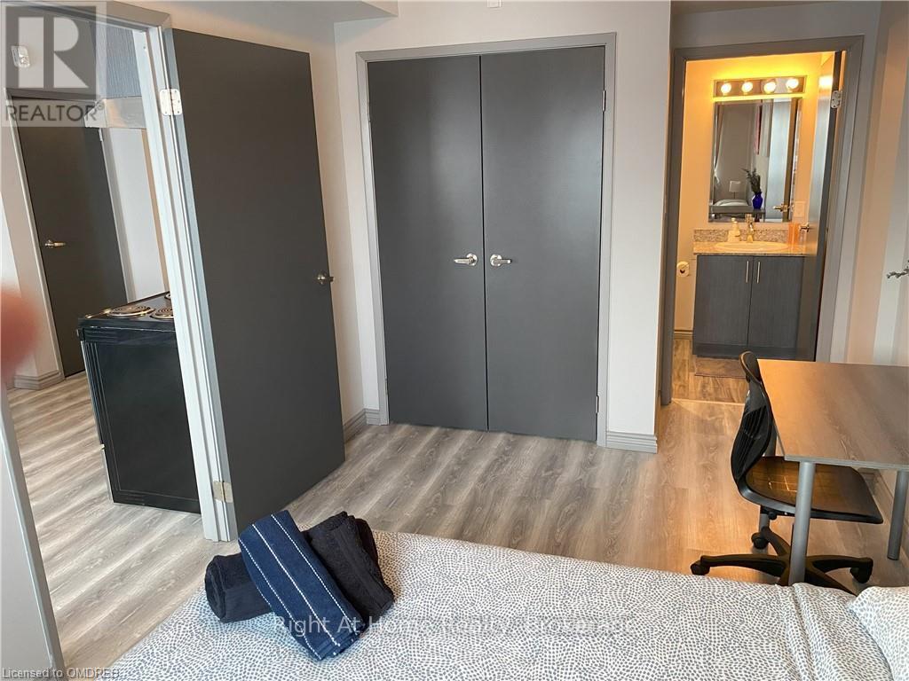 B510 - 275 Larch Street, Waterloo, Ontario  N2L 0J2 - Photo 13 - X11880127