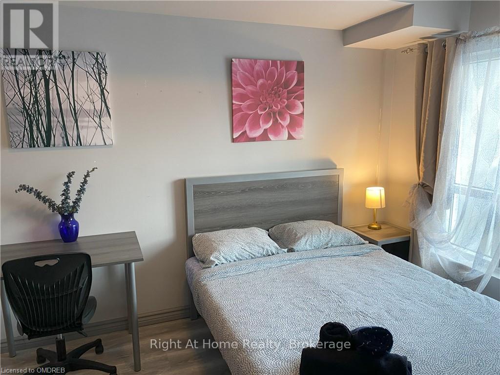 B510 - 275 Larch Street, Waterloo, Ontario  N2L 0J2 - Photo 23 - X11880127