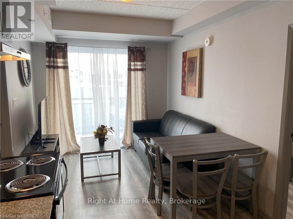 B510 - 275 Larch Street, Waterloo, Ontario  N2L 0J2 - Photo 3 - X11880127