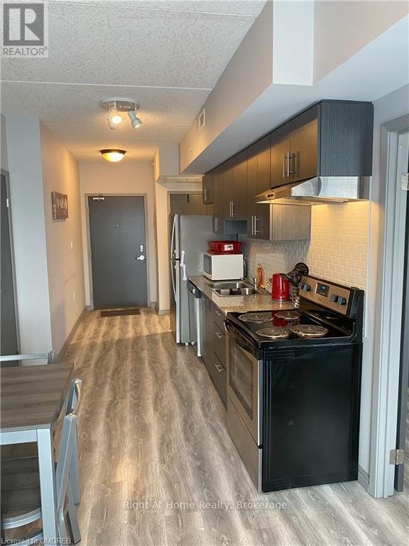 B510 - 275 Larch Street, Waterloo, Ontario  N2L 0J2 - Photo 9 - X11880127
