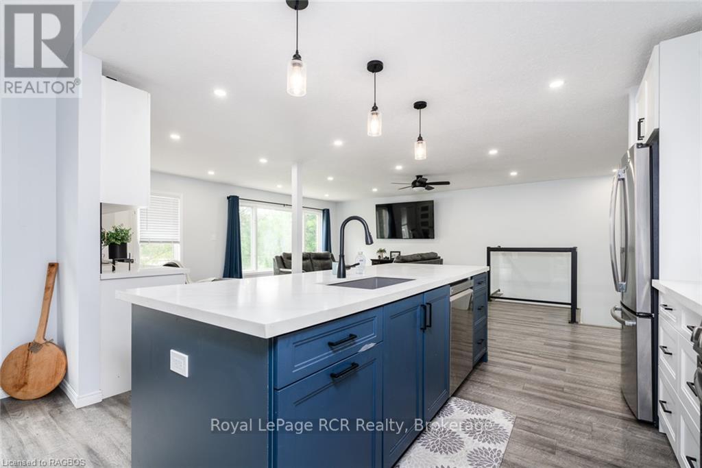 216 Fisher Crescent, West Grey, Ontario  N0G 1C0 - Photo 16 - X10847326