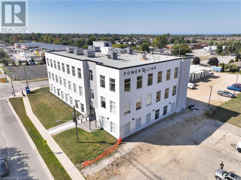 211 - 1020 GODERICH STREET, Saugeen Shores, Ontario