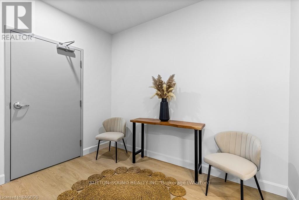 103 - 535 Isaac Street, South Bruce Peninsula, Ontario  N0H 2T0 - Photo 3 - X10848529