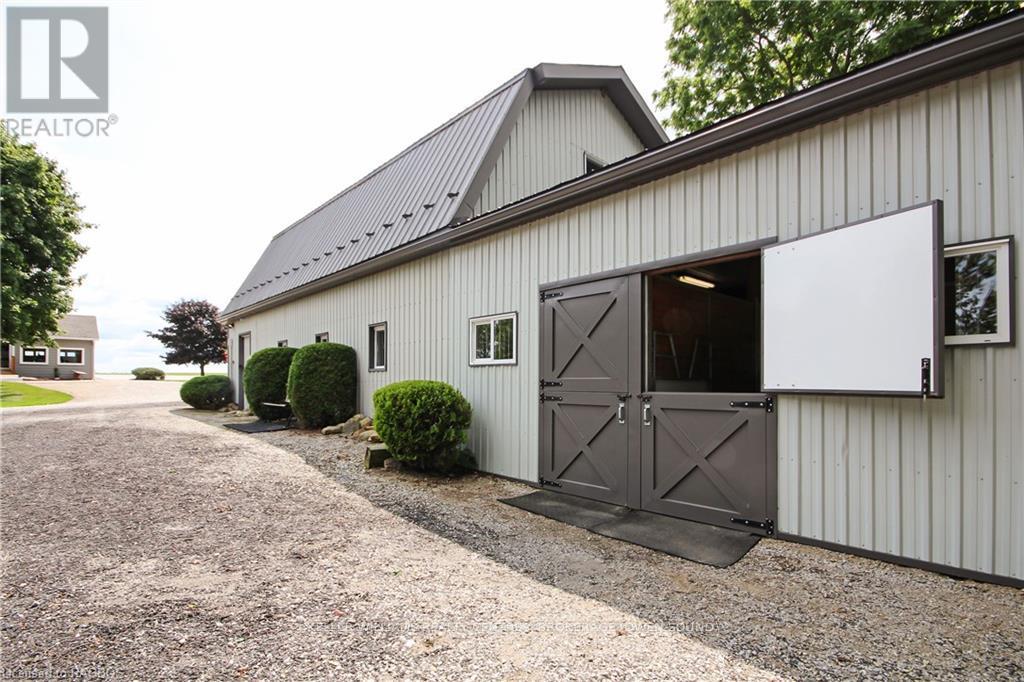 41456 Harriston Road, Morris-Turnberry (Turnberry), Ontario  N0G 2W0 - Photo 19 - X10846944