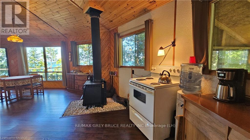 8 Carter Road, Northern Bruce Peninsula, Ontario  N0H 1W0 - Photo 10 - X10848732