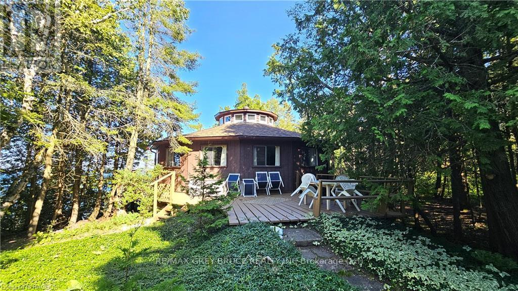 8 Carter Road, Northern Bruce Peninsula, Ontario  N0H 1W0 - Photo 2 - X10848732
