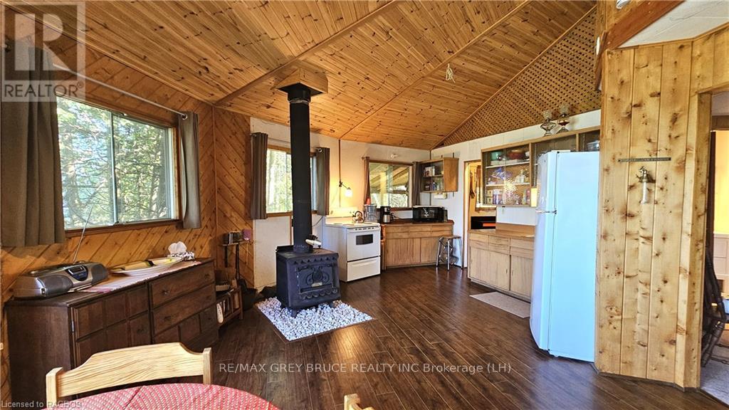8 Carter Road, Northern Bruce Peninsula, Ontario  N0H 1W0 - Photo 6 - X10848732