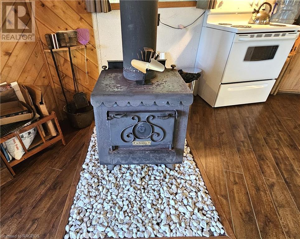 8 Carter Road, Northern Bruce Peninsula, Ontario  N0H 1W0 - Photo 9 - X10848732