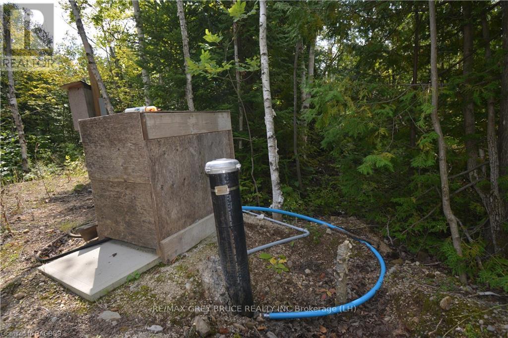 41 Noble Drive, Northern Bruce Peninsula, Ontario  N0H 1Z0 - Photo 31 - X10848742