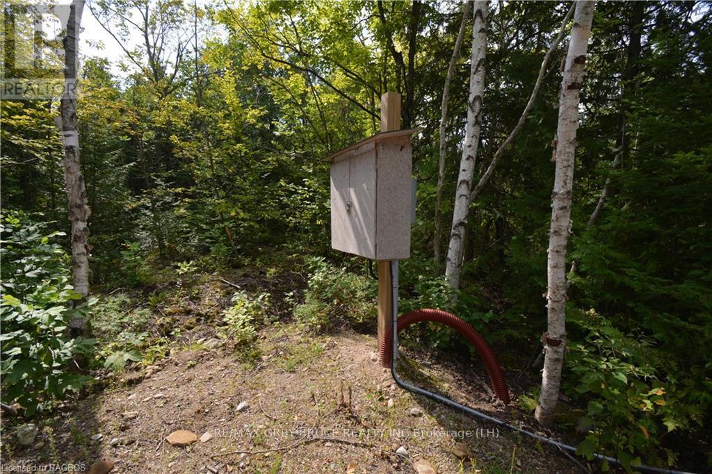 41 Noble Drive, Northern Bruce Peninsula, Ontario  N0H 1Z0 - Photo 33 - X10848742