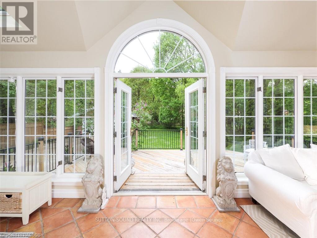 932 3rd Avenue W, Owen Sound, Ontario  N4K 4P6 - Photo 19 - X10848986