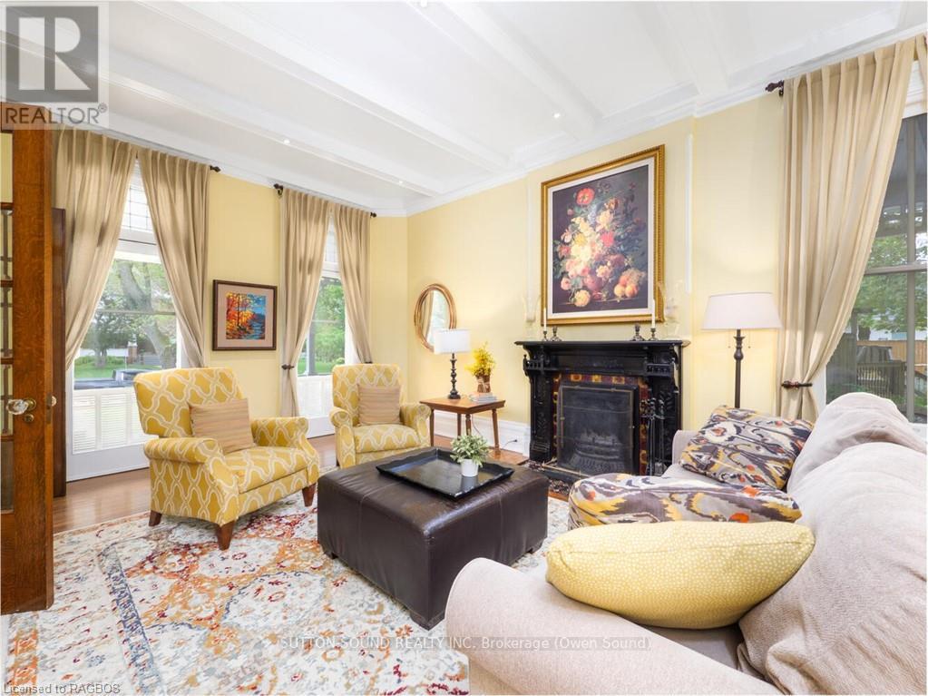 932 3rd Avenue W, Owen Sound, Ontario  N4K 4P6 - Photo 6 - X10848986