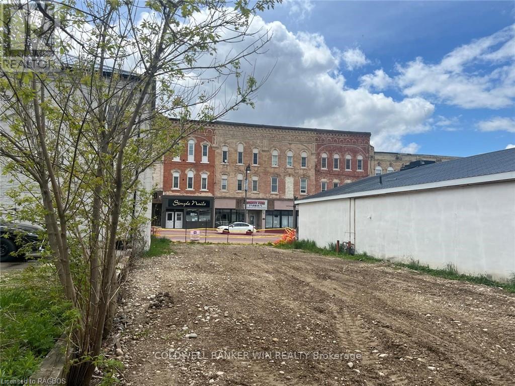 250 Main Street S, Wellington North (Mount Forest), Ontario  N0G 2L0 - Photo 2 - X10847157