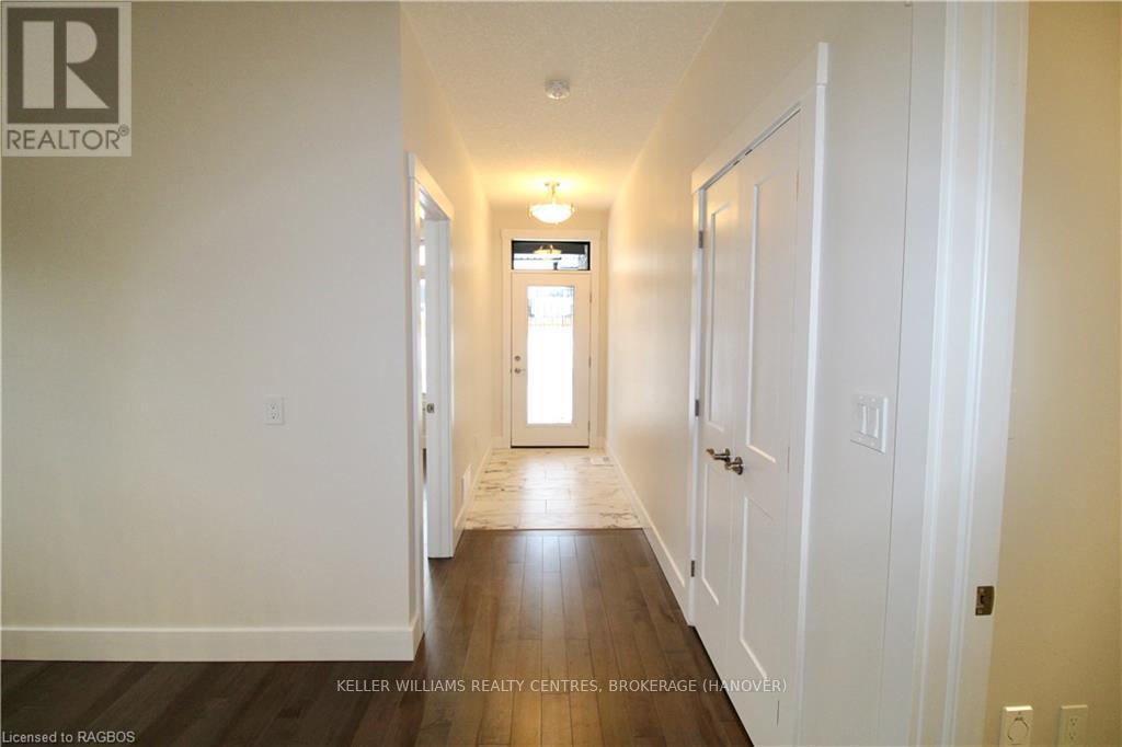 612 25th Avenue, Hanover, Ontario  N4N 3B8 - Photo 2 - X10848058