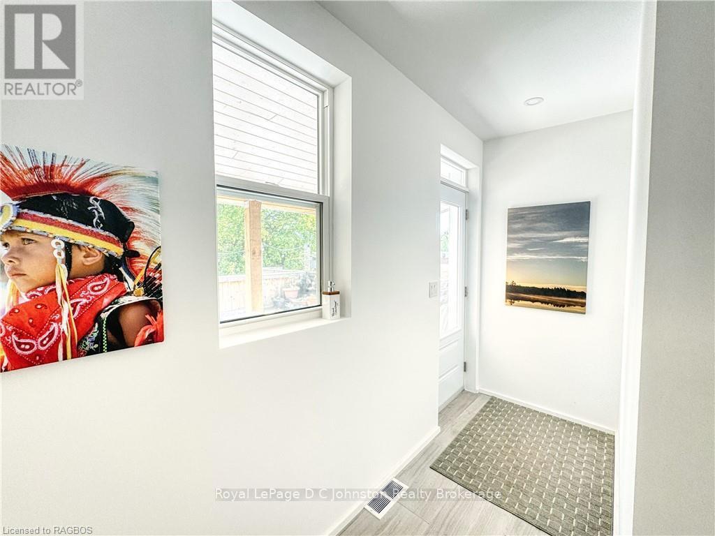 2 (East) - 173 High Street, Saugeen Shores, Ontario  N0H 2L0 - Photo 7 - X10849506