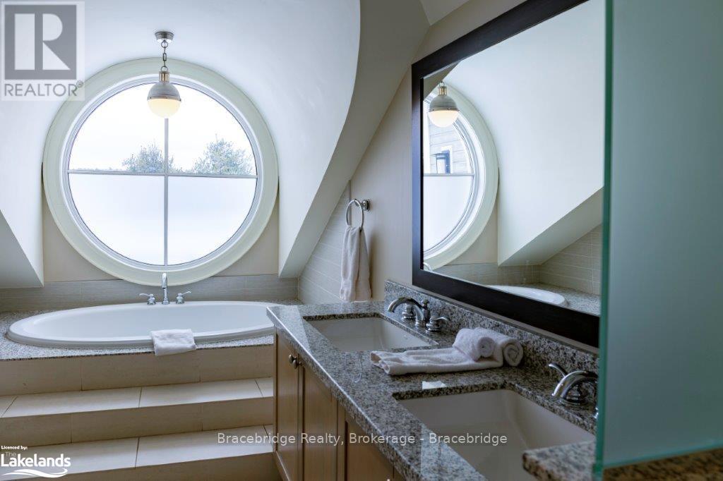 G101-B1 - 1869 Muskoka Road 118 W, Muskoka Lakes, Ontario  P1L 1W8 - Photo 11 - X10895777