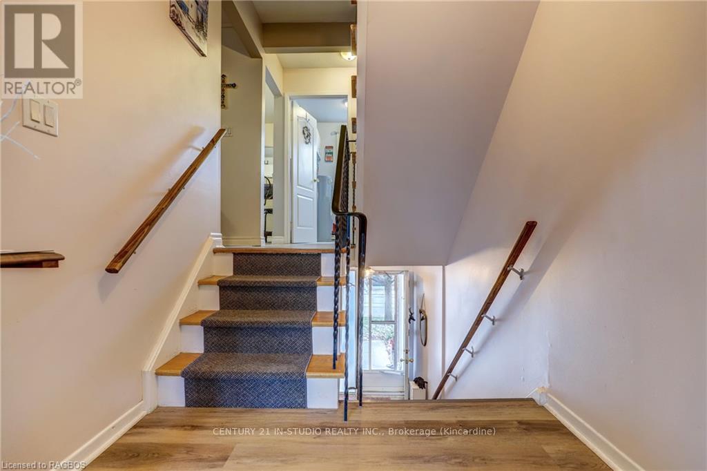 8 Philip Place, Kincardine, Ontario  N2Z 2E6 - Photo 11 - X10847602